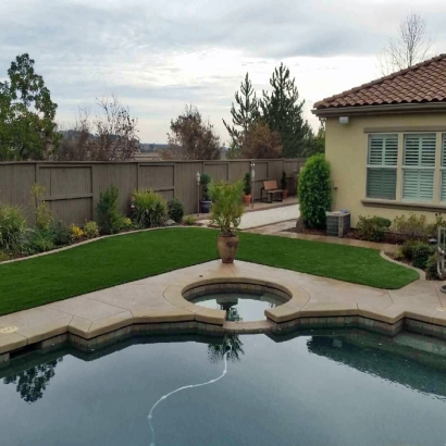 Putting Greens & Synthetic Turf in University Park, Texas