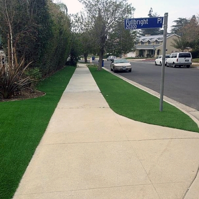 Synthetic Lawns & Putting Greens in Midland, Texas