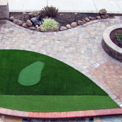 Putting Greens & Synthetic Turf in Mansfield, Texas