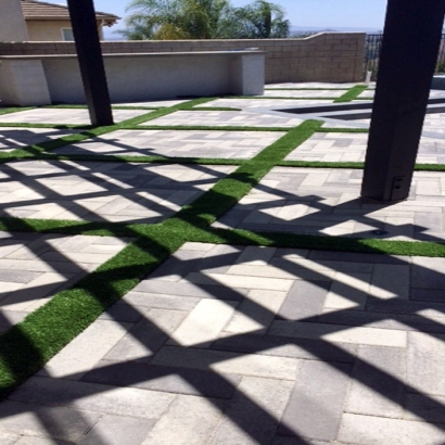 Home Putting Greens & Synthetic Lawn in Vega, Texas