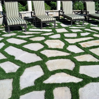 Fake Grass, Synthetic Lawns & Putting Greens in San Augustine, Texas