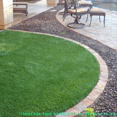 At Home Putting Greens & Synthetic Grass in South Houston, Texas