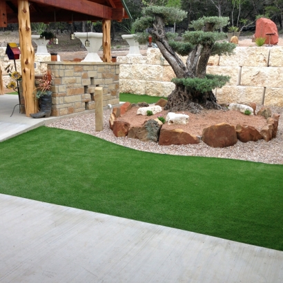 Synthetic Turf in Ross, Texas