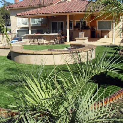Putting Greens & Synthetic Lawn in Anderson, Texas