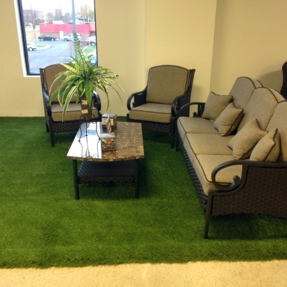 Fake Grass, Synthetic Lawns & Putting Greens in Springtown, Texas