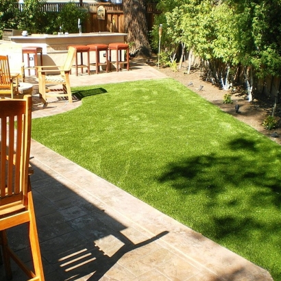 Fake Grass for Yards, Backyard Putting Greens in Weatherford, Texas