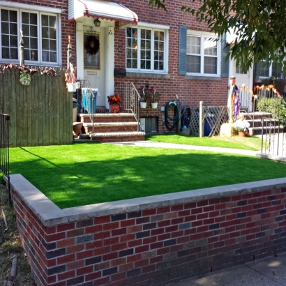 Synthetic Turf in Jourdanton, Texas