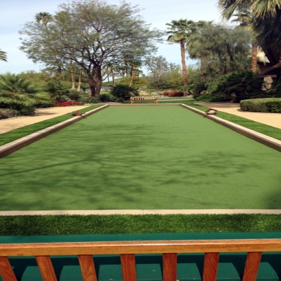 At Home Putting Greens & Synthetic Grass in Bacliff, Texas