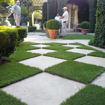 Fake Turf Grass in Devine, Texas