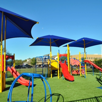 Artificial Grass in Surfside Beach, Texas