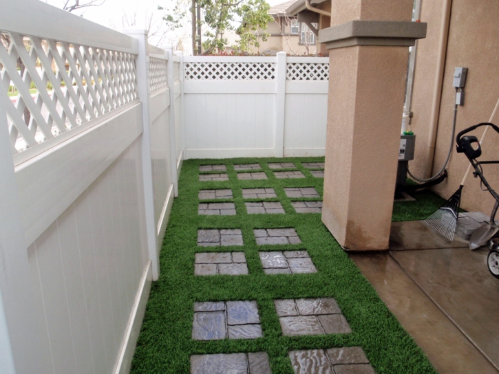 Best Artificial Grass Midland, Texas Backyard Deck Ideas, Small Backyard Ideas